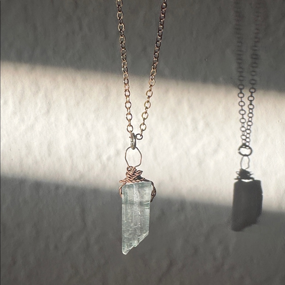 Gold Wire Wrapped Aquamarine Crystal Quartz Bullet Pendant w Gold Chain Necklace - Picture 2 of 5